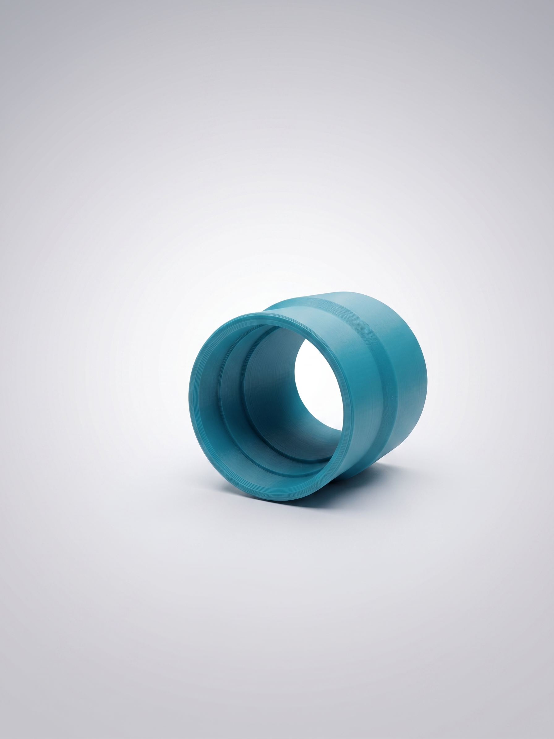 2-i-1 støvsuge adapter fra Makita DVC750LZX1 støvsuger til LS1110F kap- og geringssav, og SP6000J dyksav.