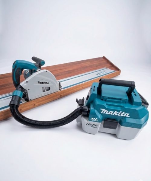 2-i-1 støvsuge adapter fra Makita DVC750LZX1 støvsuger til LS1110F kap- og geringssav, og SP6000J dyksav.